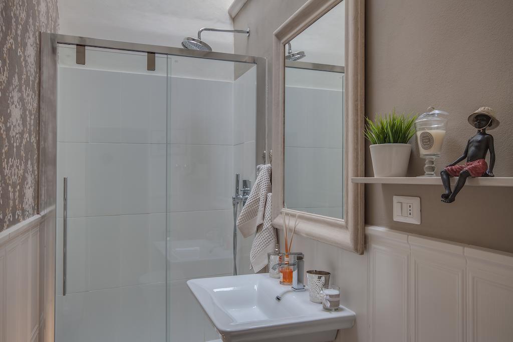 Apartments Florence- Santa Maria Novella Rum bild