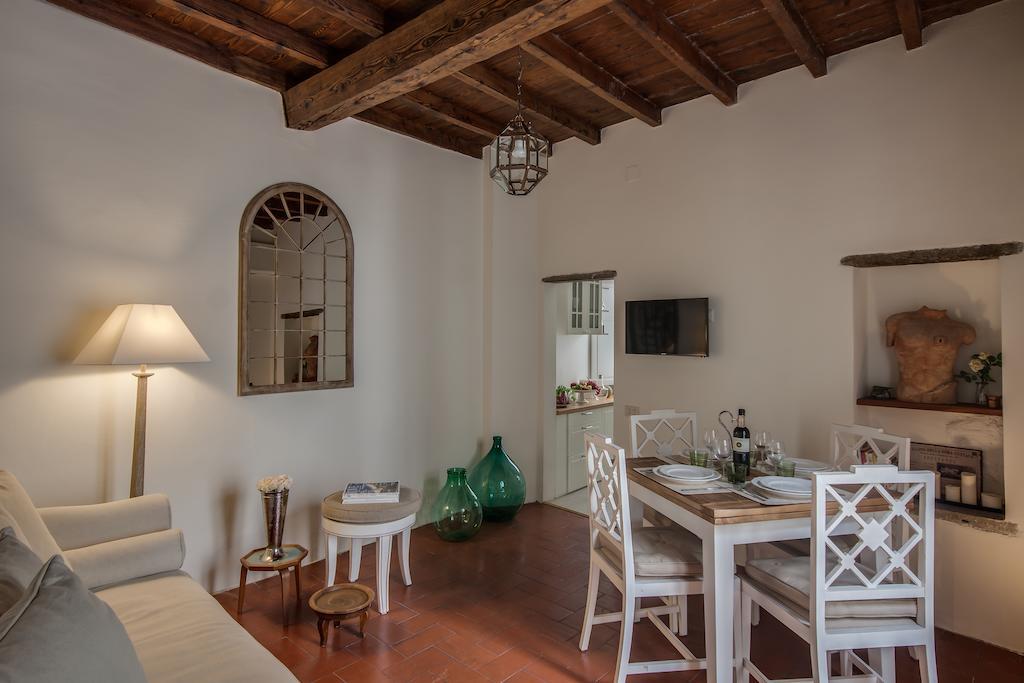 Apartments Florence- Santa Maria Novella Rum bild